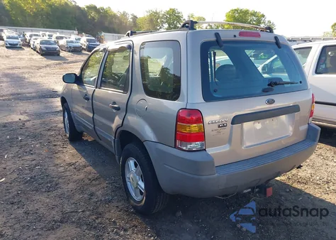 2001 Ford Escape Xls из США, поврежденный, VIN 1FMYU01161KC45255